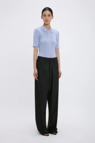 frill polo top i molnbltt 2 330x495 - Frill polo-top i molnbl&aring;tt