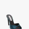 Harlow mule 100 i blågrön satin Harlow mule 100 i blågrön satin