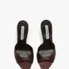 Harlow mule 100 i rödbrun satin