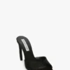 Harlow mule 100 i svart satin