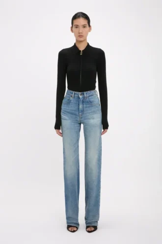 Julia-jeans i mellablå tvätt