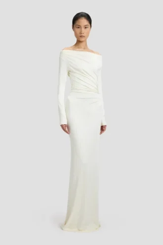 Off-shoulder-klänning i elfenben
