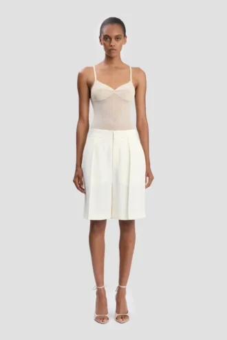 Skräddarsydda shorts i ivory