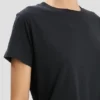 T-shirt med krympad passform i marinblått T-shirt med krympad passform i marinblått