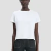 T-shirt med krympad passform i vitt T-shirt med krympad passform i vitt