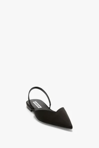 the victoria angle halter back flat i svart satin 2 330x495 - The Victoria Angle Halter Back Flat i svart satin