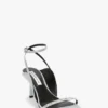 The Victoria-sandal med stilettklack 75 i magnesiumfärgad satin The Victoria-sandal med stilettklack 75 i magnesiumfärgad satin