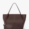 The Victoria Travel Tote-väska i vinrött läder The Victoria Travel Tote-väska i vinrött läder