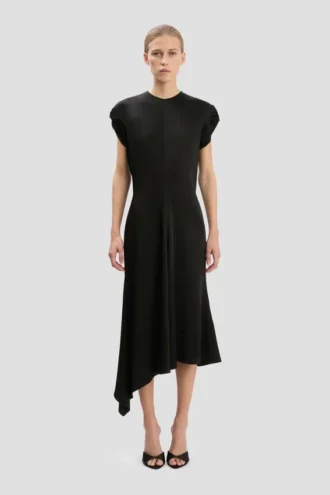Twist Shoulder Dress i svart